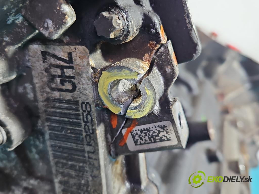 Opel Corsa E 2014-2019 1.4 16V 75 hp manual 55 kW 1398 cm3 5- motor benzín B14XER