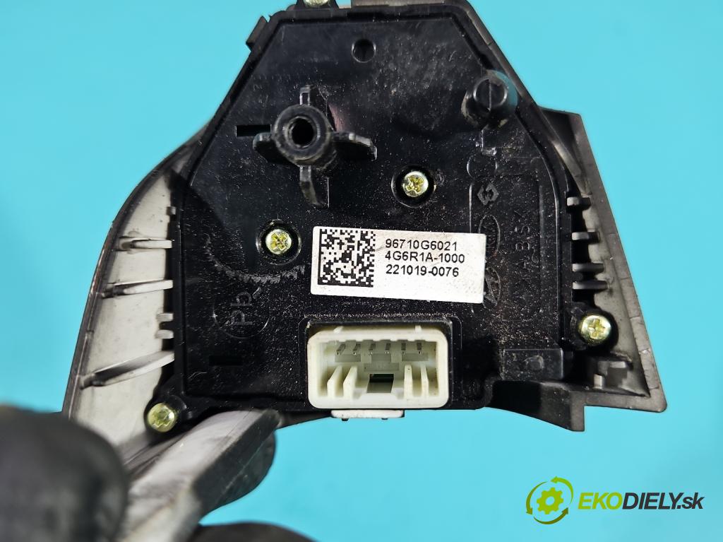 Kia Picanto III  17- 1.2 MPI 84KM manual 61.8 kW 1197 cm3 5- prepínač multifunkční: řízení: 96710G6021 (Prepínacie páčky pod volantom)