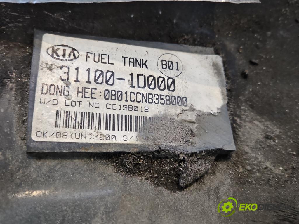 Kia Carens III  2006-2013 2.0 16V 144 HP manual 106 kW 1998 cm3 5- Nádrž: palivo 31100-1D000 (Palivová nádrž)