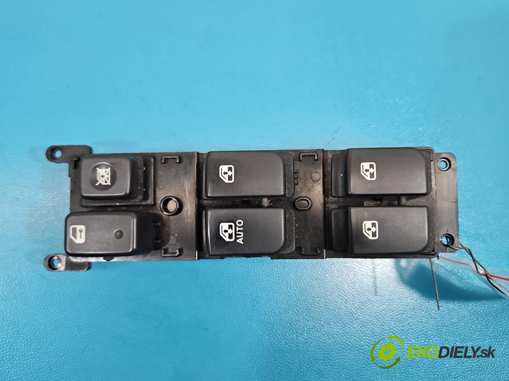 Kia Carens III  2006-2013 2.0 16V 144 HP manual 106 kW 1998 cm3 5- prepínač okien spätných zrkadiel 93570-1D0003W