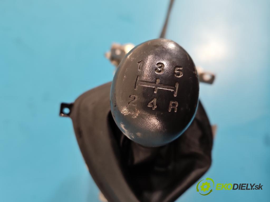 Kia Carens III  2006-2013 2.0 16V 144 HP manual 106 kW 1998 cm3 5- Páka: Změny: stupeň,rýchlosť 43700-2HXXX (Rýchlostná páka (kulisa))