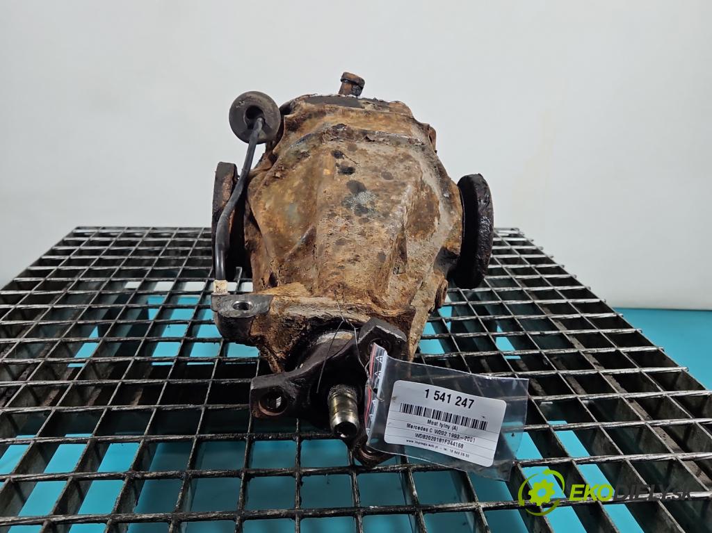 Mercedes C W202 1993-2001 1.8 122 HP manual 90 kW 1799 cm3 4- Most: zadní: