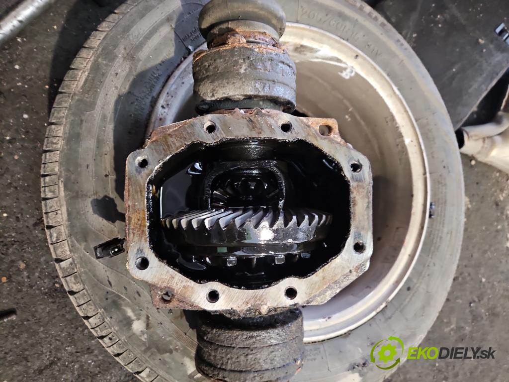 Mercedes C W202 1993-2001 1.8 122 HP manual 90 kW 1799 cm3 4- Most: zadní: