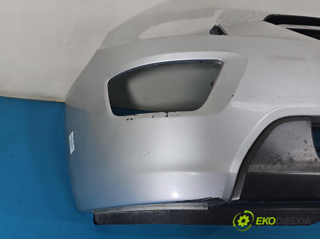 Kia Carens III  2006-2013 2.0 16V 144 HP manual 106 kW 1998 cm3 5- nárazník predné  (Kľučka dverí ostatné)