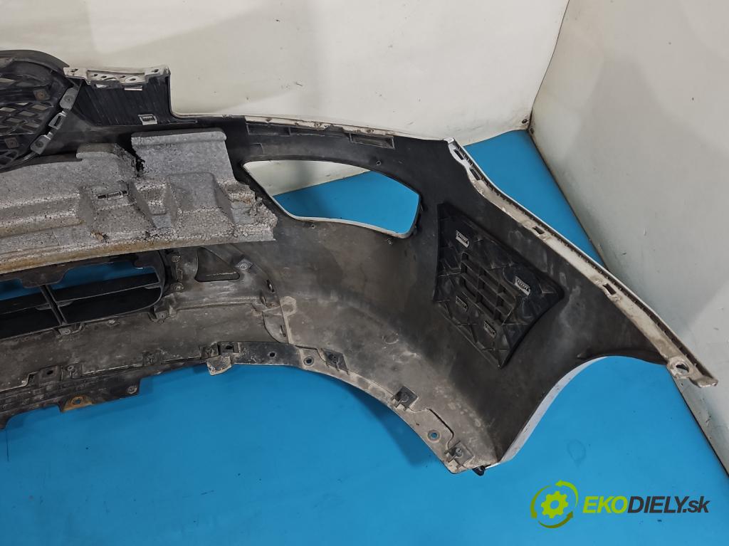 Kia Carens III  2006-2013 2.0 16V 144 HP manual 106 kW 1998 cm3 5- nárazník predné  (Kľučka dverí ostatné)