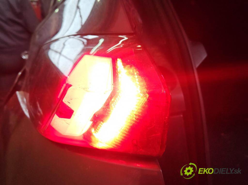 Peugeot 2008 II 2019- 1.2 12V 131 HP automatic 96 kW 1199 cm3 5- svetlo / reflektor zadné ľavé  (Kľučka dverí ostatné)