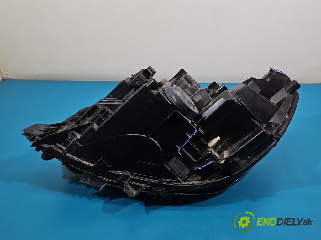 Peugeot 2008 II 2019- 1.2 12V 131 HP automatic 96 kW 1199 cm3 5- Reflektor: pravý 9833036180 (Svetlo predné pravé)