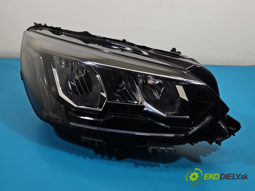 Peugeot 2008 II 2019- 1.2 12V 131 HP automatic 96 kW 1199 cm3 5- Reflektor: pravý 9833036180 (Svetlo predné pravé)