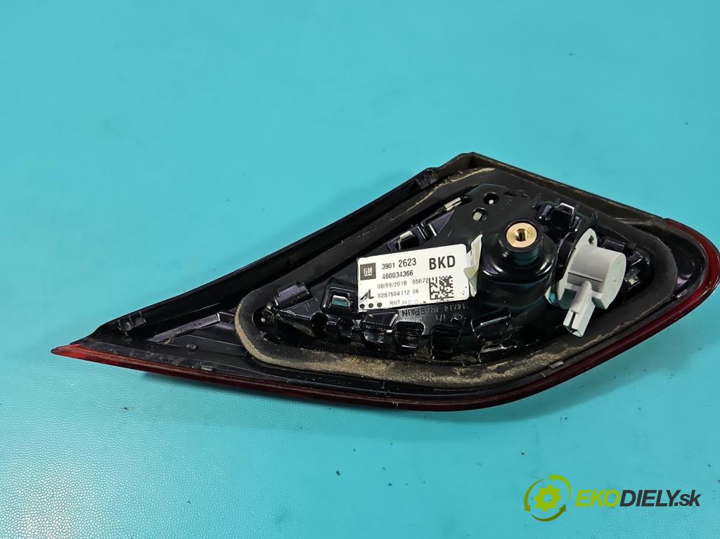 Opel Corsa E 2014-2019 1.4 16V 75 HP manual 55 kW 1398 cm3 5- svetlo / reflektor zadné ľavé 39012623 (Kľučka dverí ostatné)