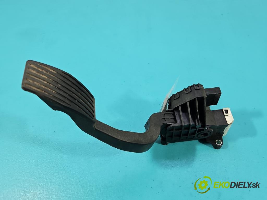 Opel Corsa E 2014-2019 1.4 16V 75 HP manual 55 kW 1398 cm3 5- pedal plyn potenciometr: 13305804