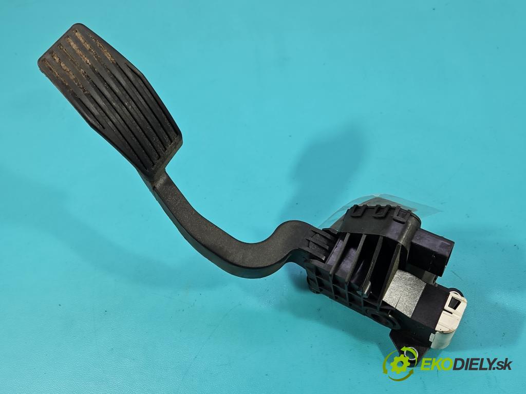 Opel Corsa E 2014-2019 1.4 16V 75 HP manual 55 kW 1398 cm3 5- pedal plyn potenciometr: 13305804