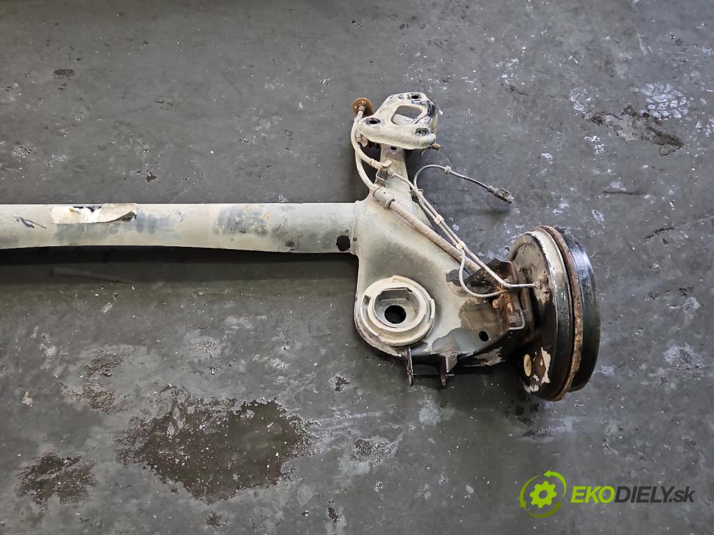 Opel Corsa E 2014-2019 1.4 16V 75 hp manual 55 kW 1398 cm3 5- zadní výztuha  (Zadní výztuha)