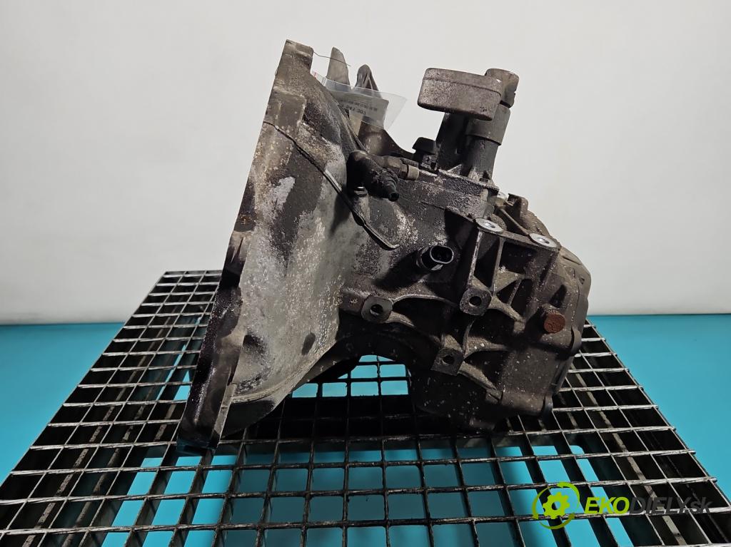 Opel Corsa E 2014-2019 1.4 16V 75 HP manual 55 kW 1398 cm3 5- prevodovka stupeň,rýchlosť manual A18176520B66S374