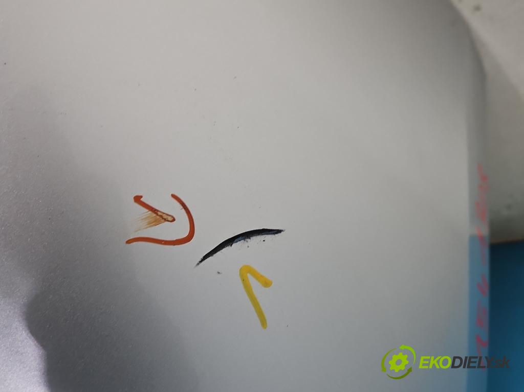 Opel Corsa E 2014-2019 1.4 16V 75 HP manual 55 kW 1398 cm3 5- nárazník zadné  (Kľučka dverí ostatné)