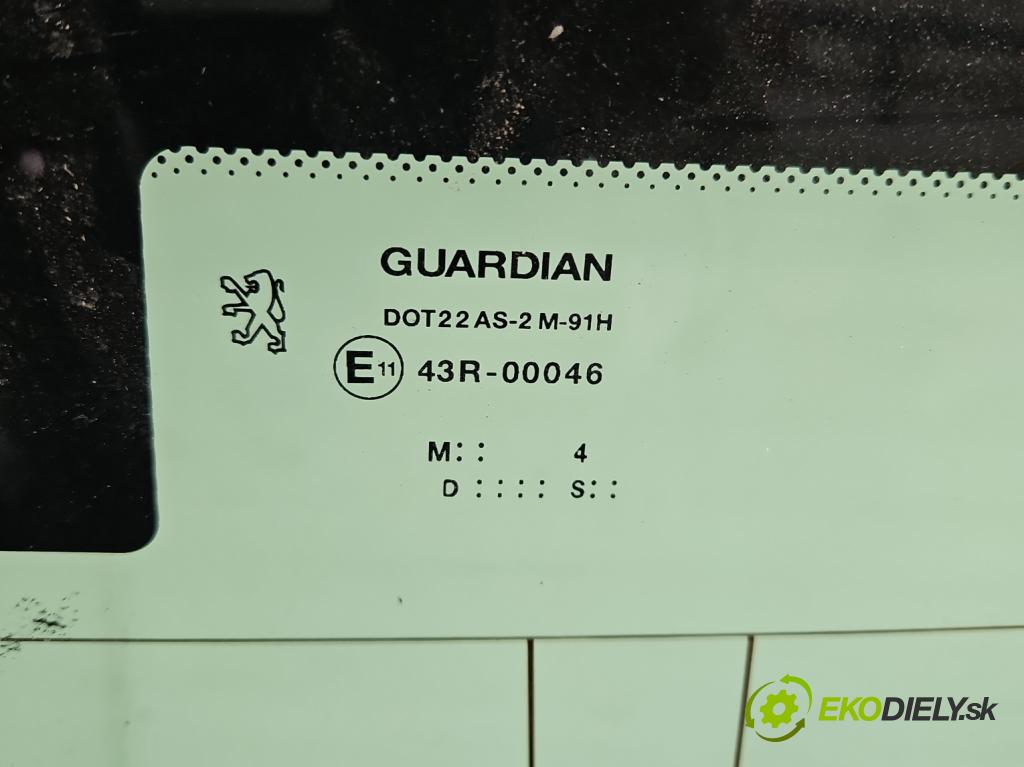 Peugeot 407 2.0 hdi 136hp manual 100 kW 1997 cm3 4- sklo zadní  (Zadní sklo)