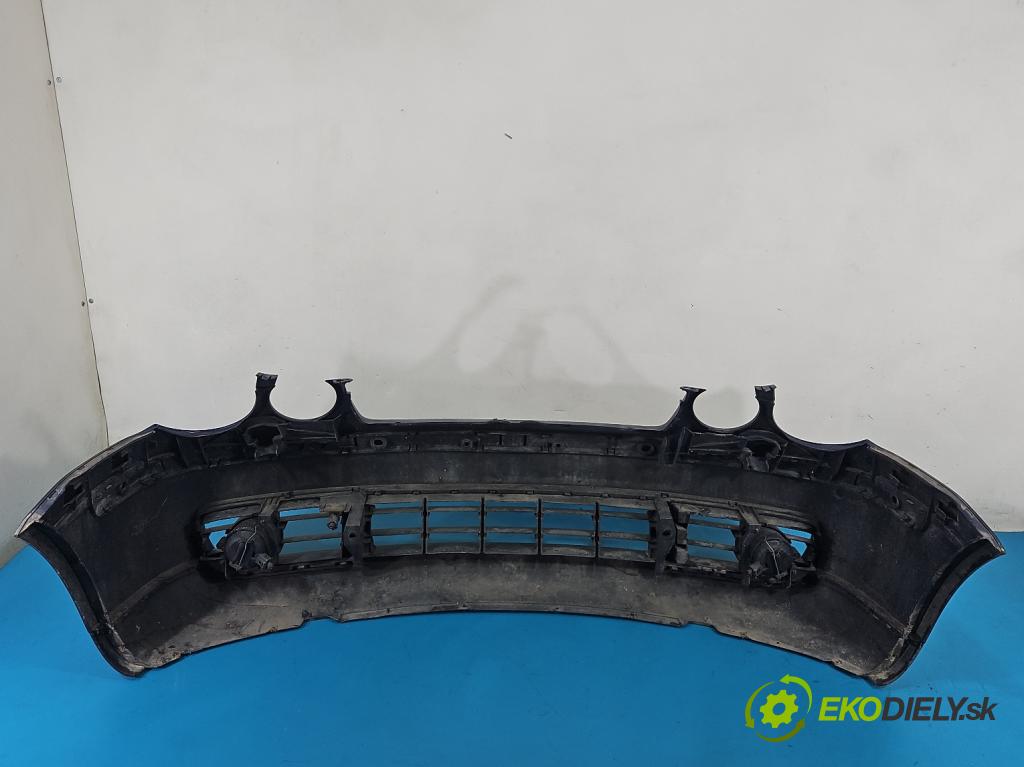 Vw Polo IV 9N 2001-2009 1.2 6V 54 HP manual 40 kW 1198 cm3 5- nárazník predné  (Kľučka dverí ostatné)