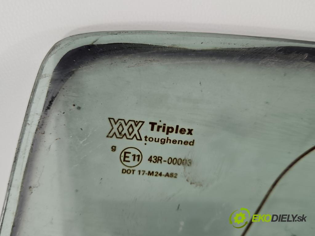 Land rover Discovery I 1989-1998 2.5 TD 113 hp manual 83 kW 2497 cm3 3- sklo zadní  (Zadní sklo)