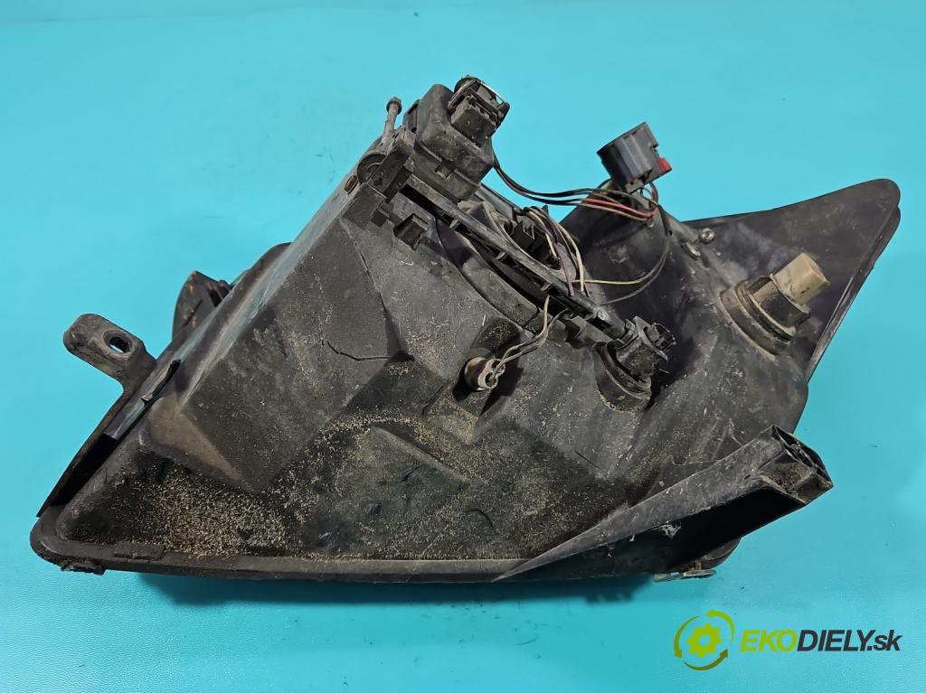 Dodge Caliber 2.0 CRD 140 HP manual 103 kW 1968 cm3 5- Reflektor: pravý  (Svetlo predné pravé)