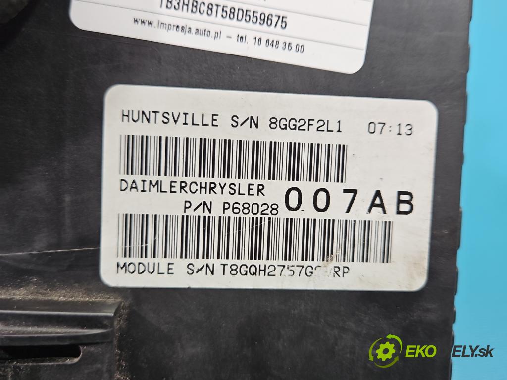 Dodge Caliber 2.0 CRD 140 hp manual 103 kW 1968 cm3 5- skříňka pojistková P68028007AB (Pojistková skříňka)