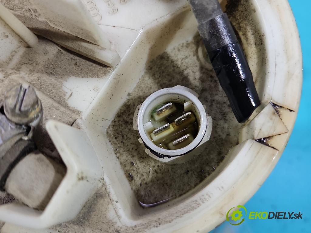 Audi 80 B4 1991-1994 2.0 90 hp manual 66 kW 1984 cm3 4- čerpadlo paliva 8A0201319A