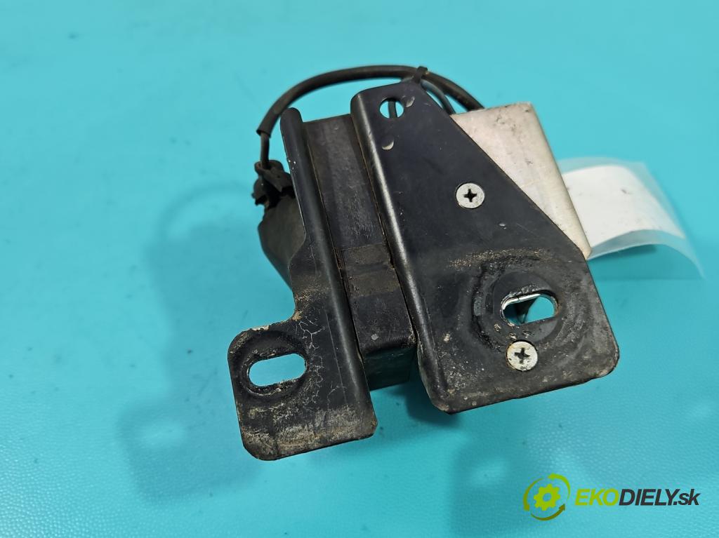 Audi 80 B4 1991-1994 2.0 90 HP manual 66 kW 1984 cm3 4- cievka zapaľovacia  (Zapaľovacia cievka)