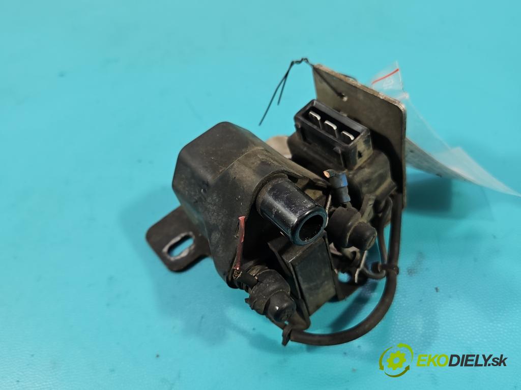 Audi 80 B4 1991-1994 2.0 90 HP manual 66 kW 1984 cm3 4- cievka zapaľovacia  (Zapaľovacia cievka)
