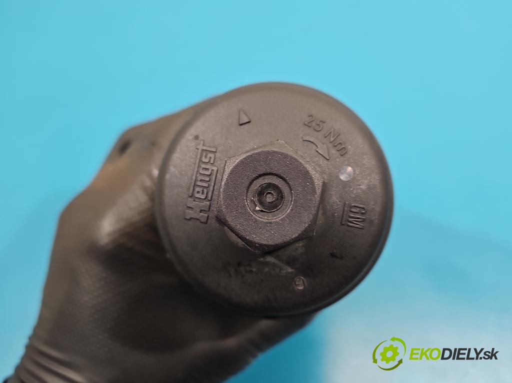 Opel Corsa E 2014-2019 1.4 16V 75 HP manual 55 kW 1398 cm3 5- Základ: filtra oleja: 55560748 (Obal olejového filtra)