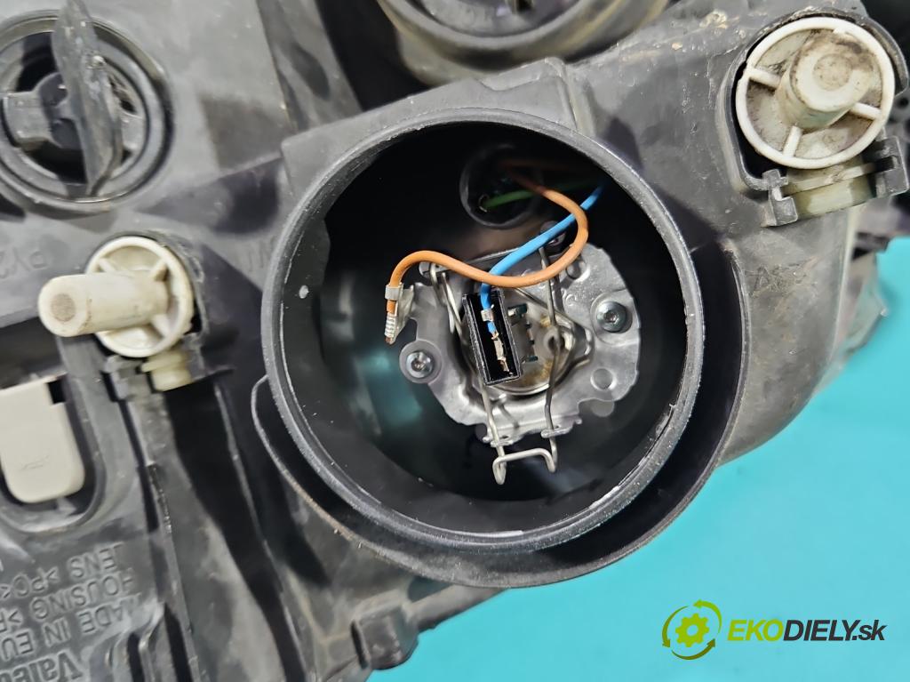 Opel Meriva A 2002-2010 1.8 16V 125 HP manual 92 kW 1796 cm3 5- Reflektor: pravý 93321053 (Svetlo predné pravé)