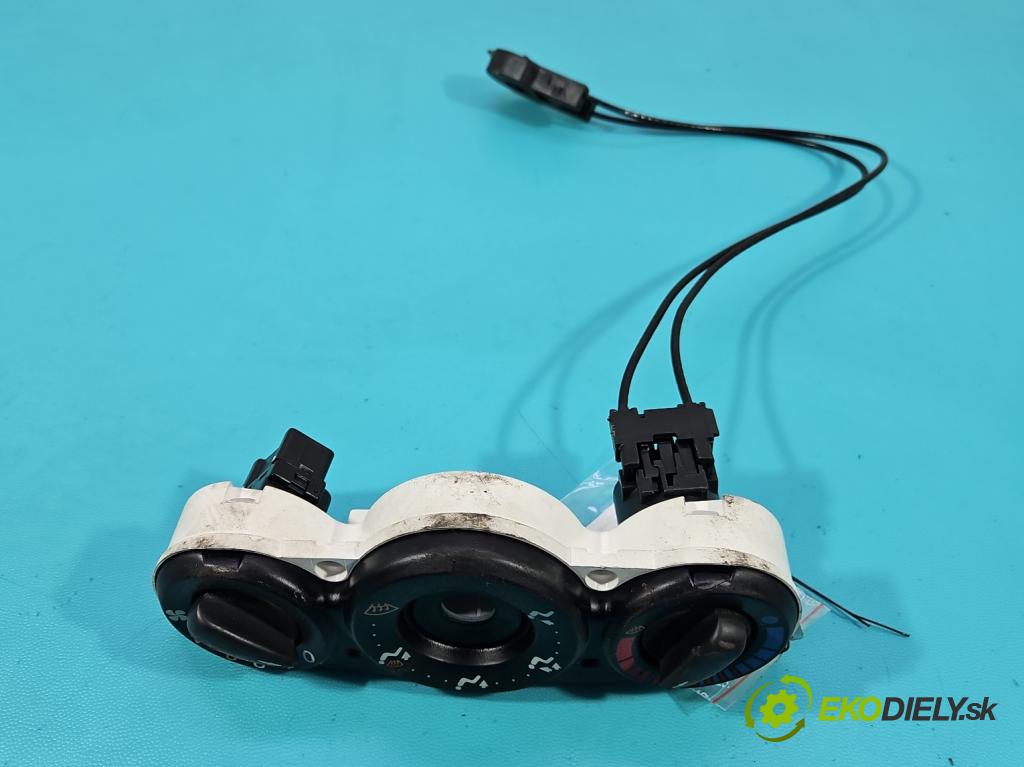 Ford Focus Mk1 1998-2004 1.6 16V 101 HP manual 74 kW 1596 cm3 5- panel kúrenia 1S4H-18C419-BA
