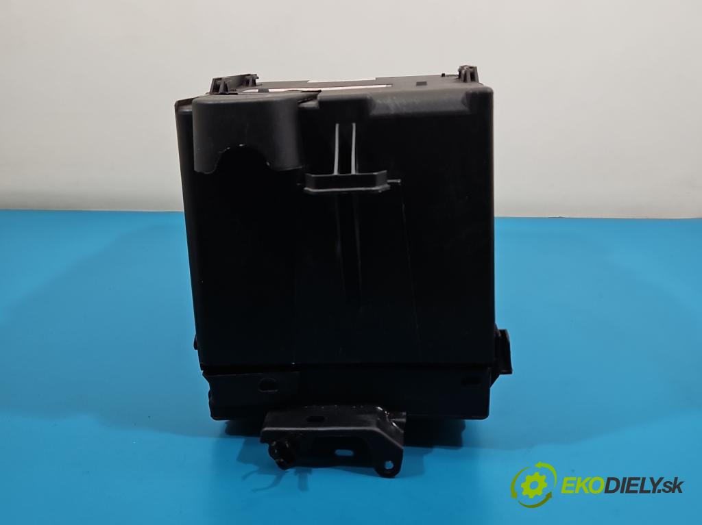Citroen C4 Cactus 2014-2020 1.6 hdi 92 HP automatic 68 kW 1560 cm3 5- obal akumulatora 9801801880