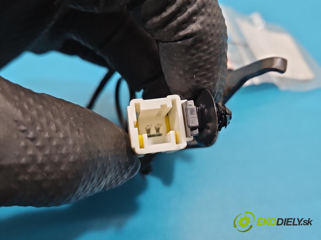 Citroen C4 Cactus 2014-2020 1.6 hdi 92 HP automatic 68 kW 1560 cm3 5- pas bezpečnosť: predné pravý 98009726XT