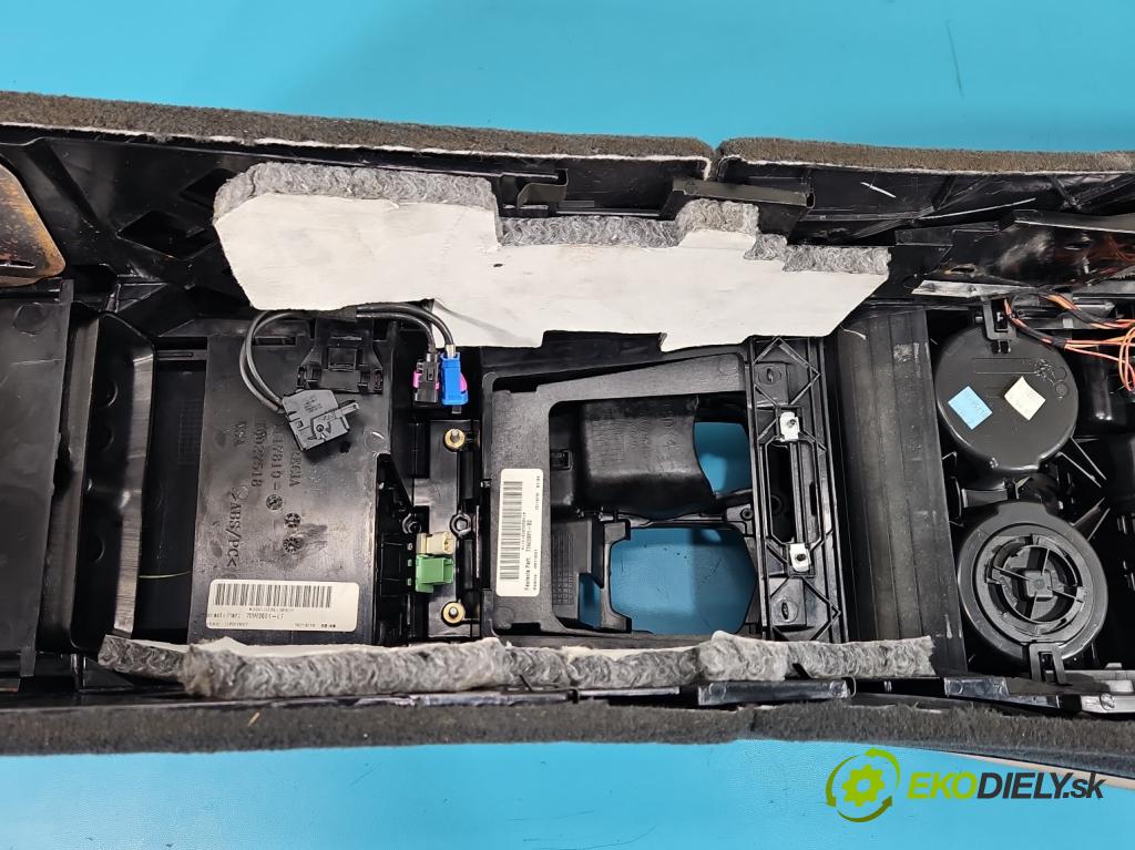 Bmw X6 E71 2007–2014 3.0d 306KM automatic 225 kW 2993 cm3 5- operadlo 5096203 (Lakťová opierka)