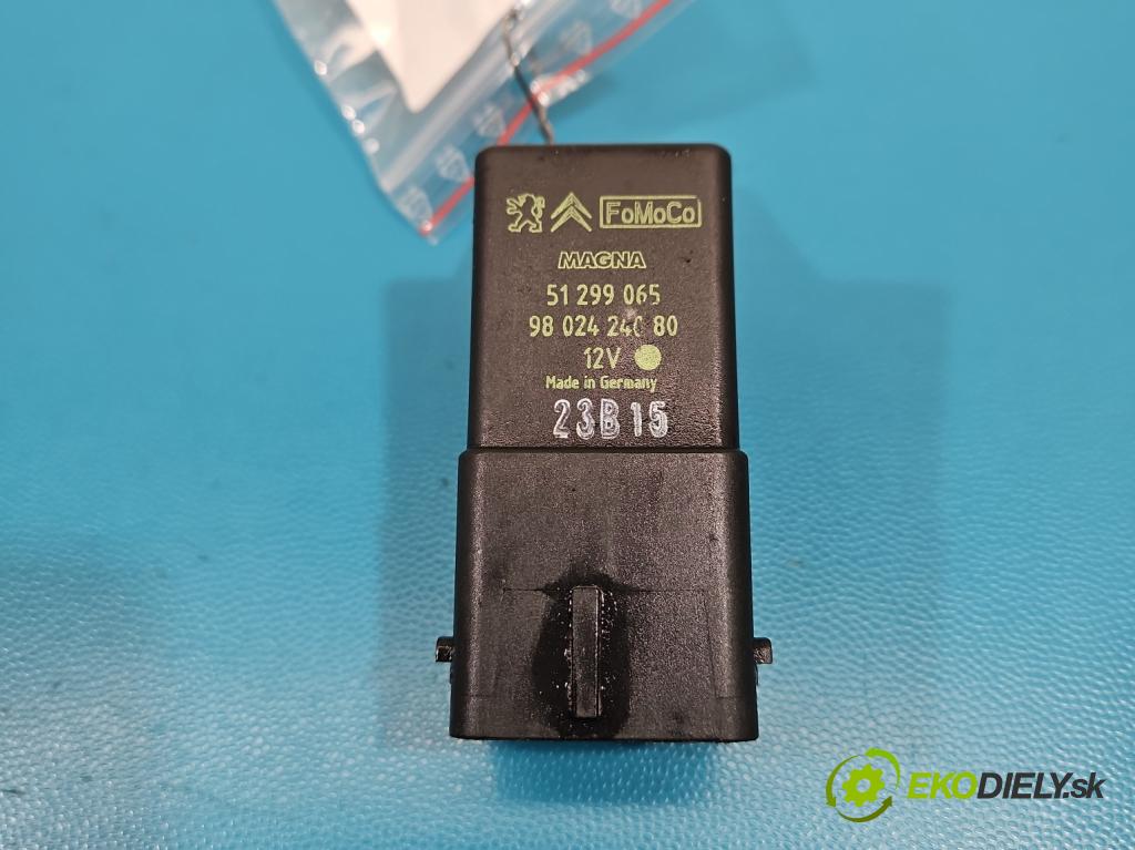 Citroen C4 Cactus 2014-2020 1.6 hdi 92 HP automatic 68 kW 1560 cm3 5- Relé: svíčky: zařicích: 9802424080 (Relé)