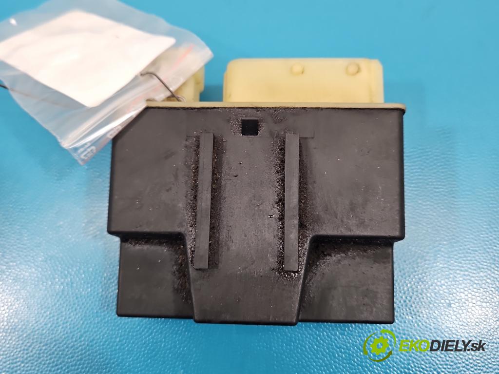 Citroen C4 Cactus 2014-2020 1.6 hdi 92 HP automatic 68 kW 1560 cm3 5- Relé: ventilátoru 9652021180