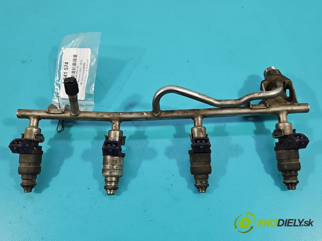 Opel Meriva A 2002-2010 1.8 16V 125 HP manual 92 kW 1796 cm3 5- vstrek 09158663 (Vstrekovač paliva)