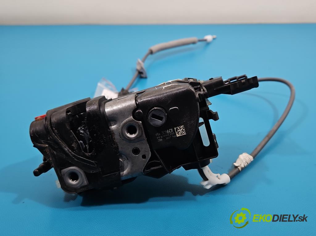 Peugeot 2008 II 2019- 1.2 12V 131 HP automatic 96 kW 1199 cm3 5- zámok zadné ľavý 305601