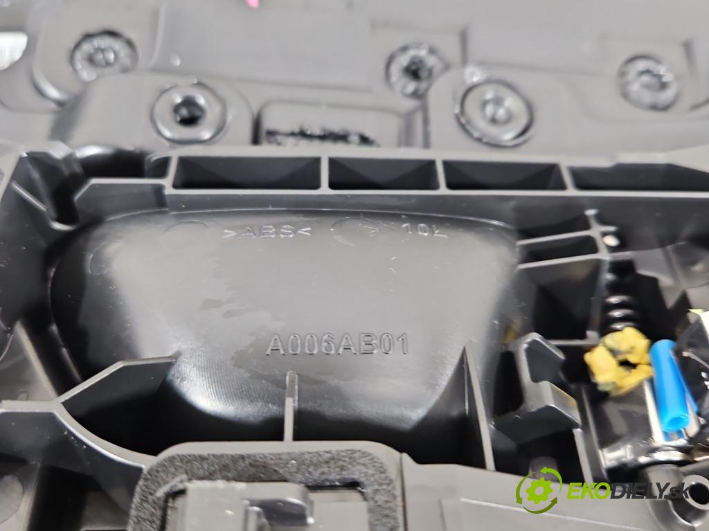 Peugeot 2008 II 2019- 1.2 12V 131 HP automatic 96 kW 1199 cm3 5- Čalounictví: dvere predné ľavé