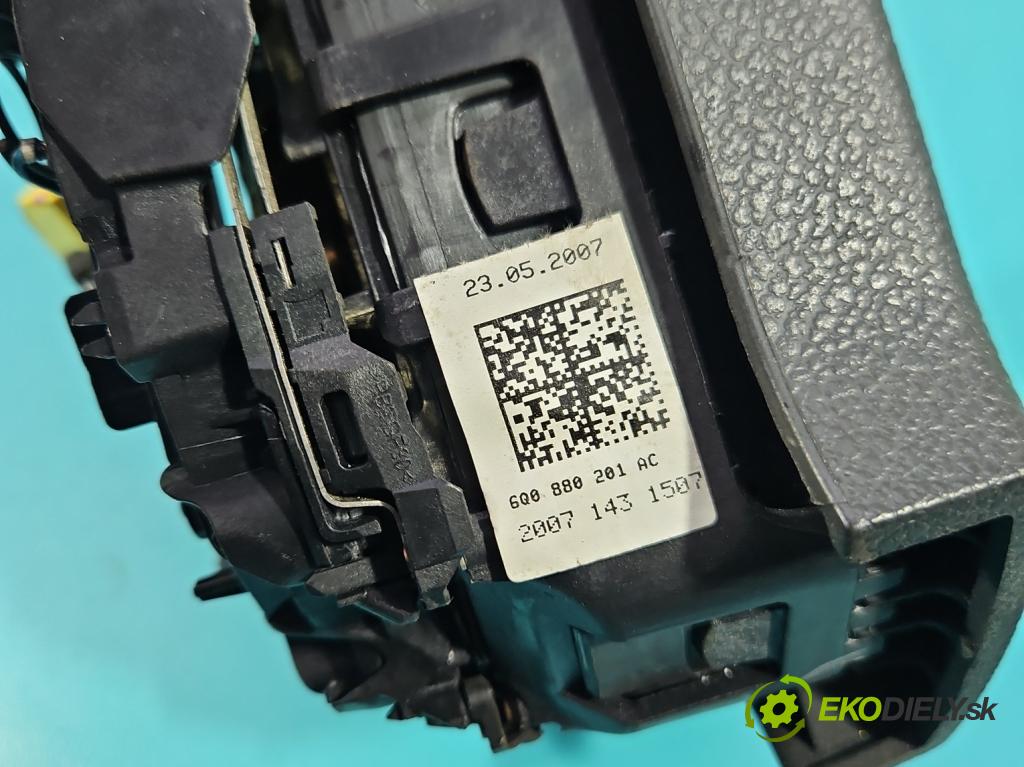 Vw Polo IV 9N 2001-2009 1.2 12V 69KM manual 51 kW 1198 cm3 5- airbag vzduch: Řidiči: 6Q0880201AC (Airbag)