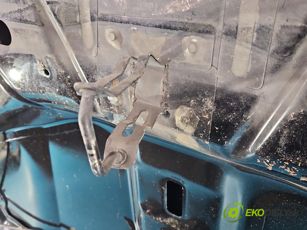 Citroen DS4 11-15 2.0 hdi 163 hp manual 120 kW 1997 cm3 5- kapota přední