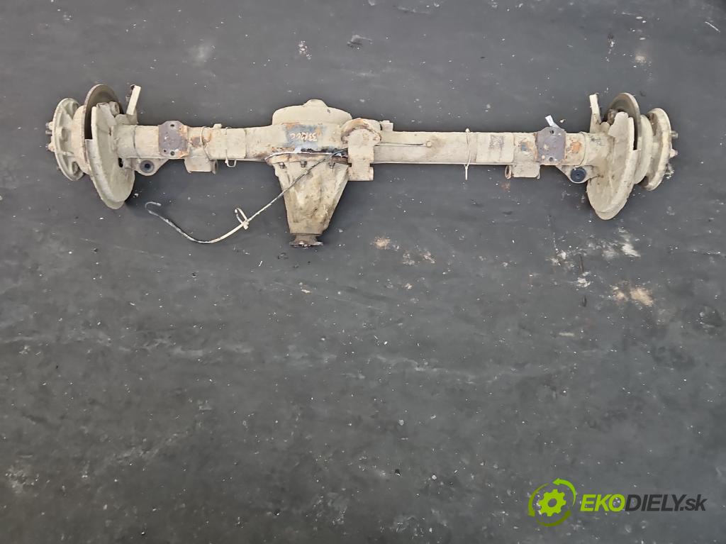 Land rover Discovery I 1989-1998 2.5 TD 113 HP manual 83 kW 2497 cm3 3- Most: zadní: