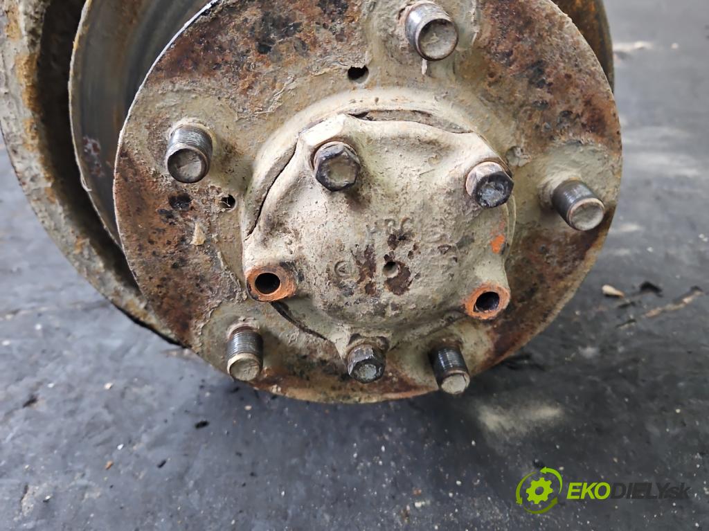 Land rover Discovery I 1989-1998 2.5 TD 113 HP manual 83 kW 2497 cm3 3- Most: zadní: