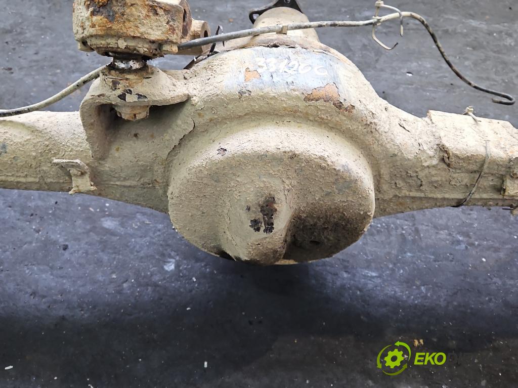 Land rover Discovery I 1989-1998 2.5 TD 113 HP manual 83 kW 2497 cm3 3- Most: zadní: