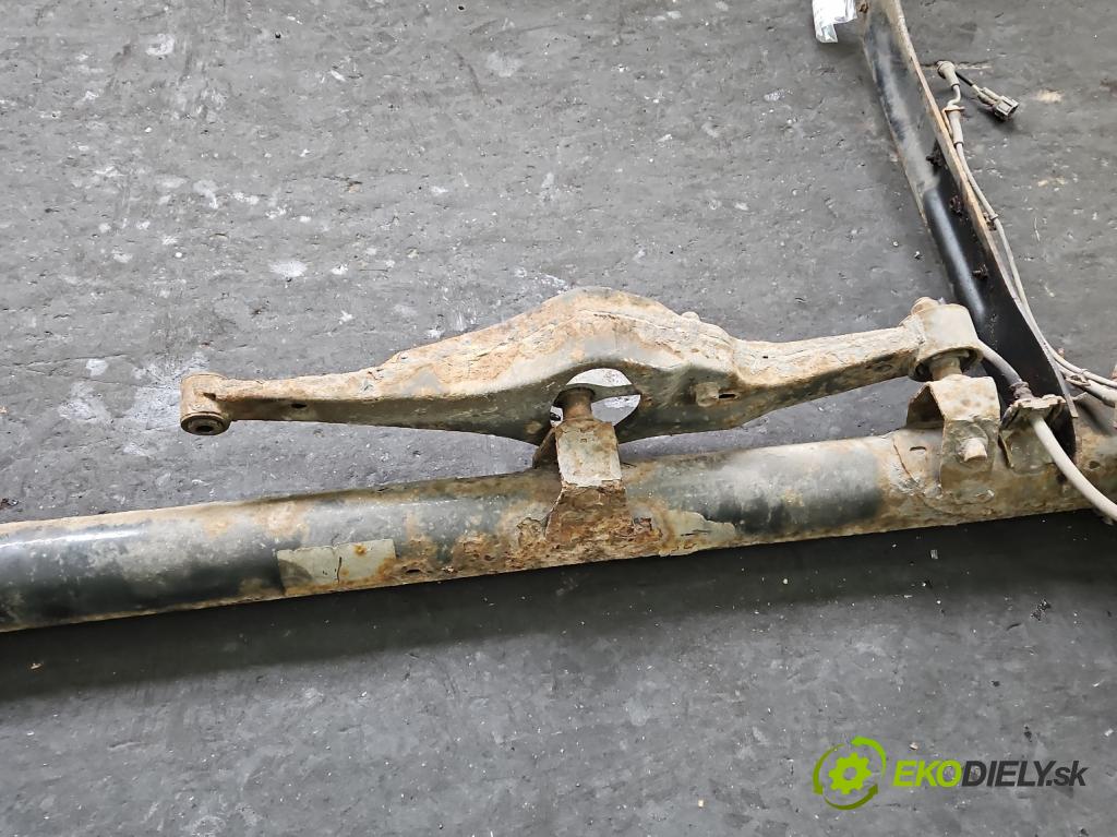 Nissan Almera N16 2000-2006 1.8 16V 116 hp manual 85 kW 1769 cm3 5- zadní výztuha  (Zadní výztuha)