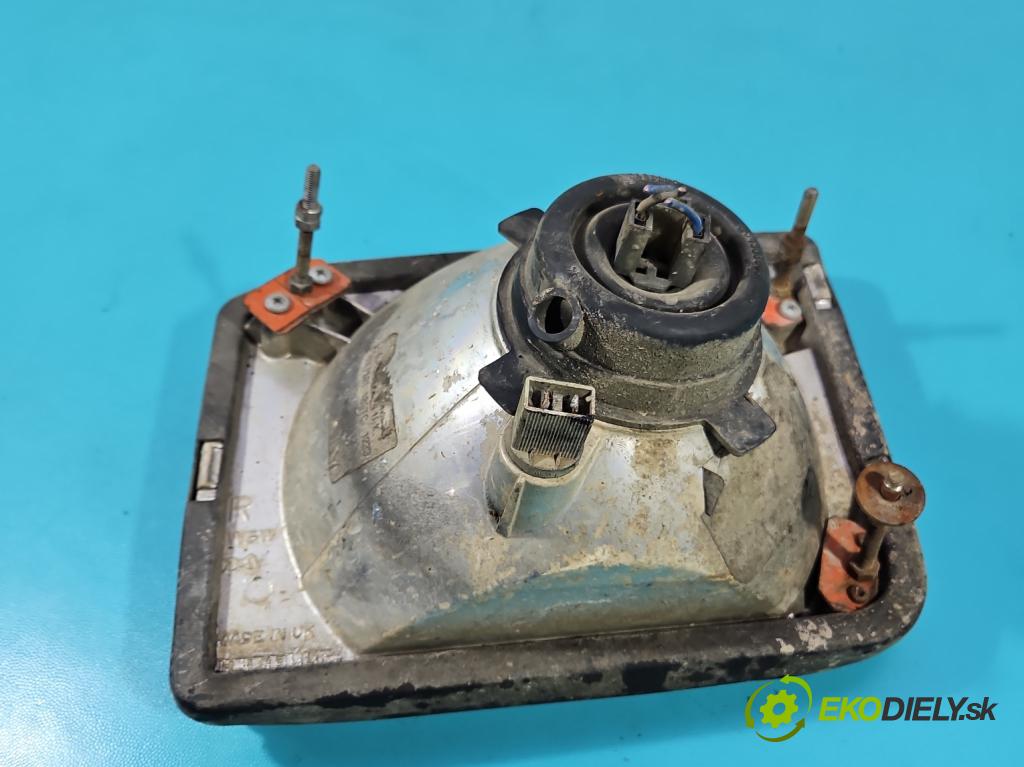 Land rover Discovery I 1989-1998 2.5 TD 113 HP manual 83 kW 2497 cm3 3- Reflektor: pravý  (Svetlo predné pravé)