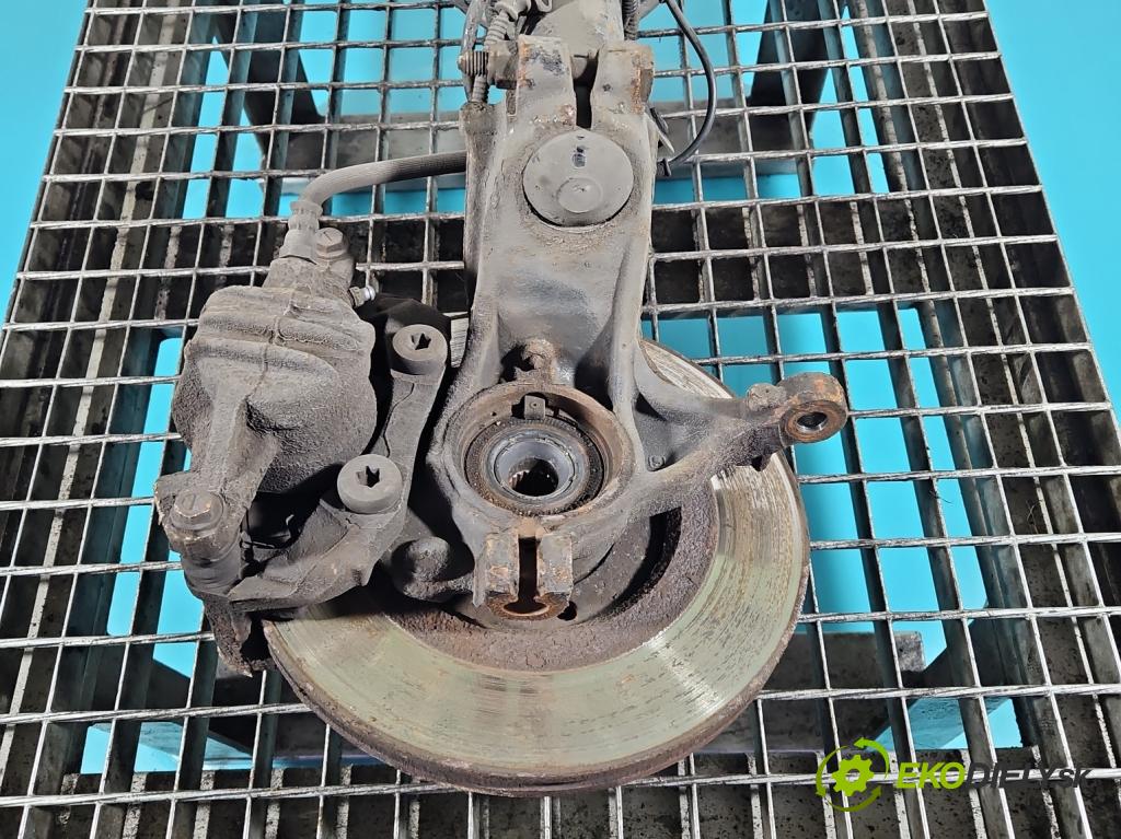 Citroen C4 Cactus 2014-2020 1.6 hdi 92 hp automatic 68 kW 1560 cm3 5- náboj pravé  (Náboj kola)