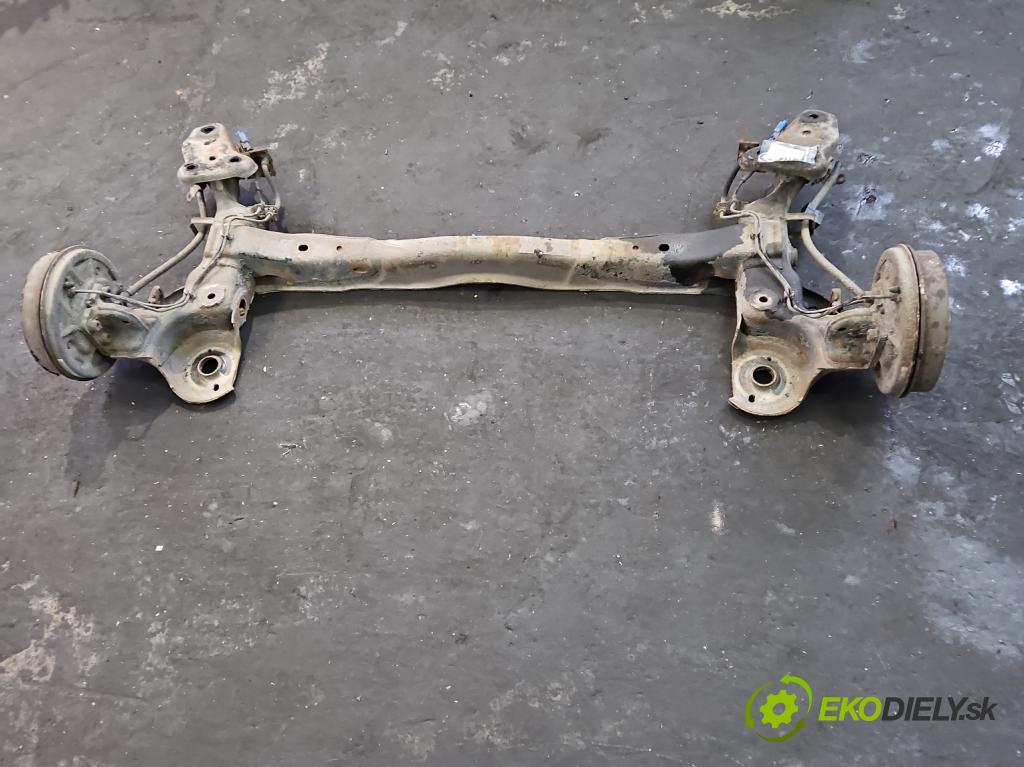 Citroen C4 Cactus 2014-2020 1.6 hdi 92 hp automatic 68 kW 1560 cm3 5- zadní výztuha  (Zadní výztuha)