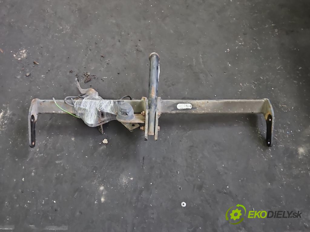 Citroen C4 Cactus 2014-2020 1.6 hdi 92 hp automatic 68 kW 1560 cm3 5- oko tažné  (Tažné zařízení)