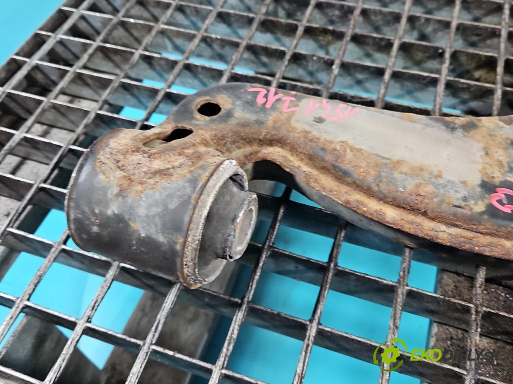 Mercedes C W202 1993-2001 1.8 122 HP manual 90 kW 1799 cm3 4- predné ľavý  (Kľučka dverí ostatné)