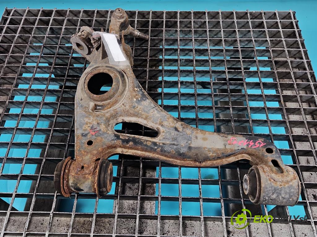 Mercedes C W202 1993-2001 1.8 122 hp manual 90 kW 1799 cm3 4- přední pravý  (Klika dveří ostatní)