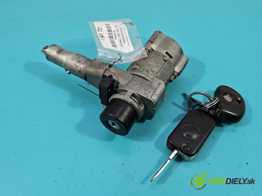 Mercedes C W202 1993-2001 1.8 122 HP manual 90 kW 1799 cm3 4- Spínačka  (Spínacia skrinka)